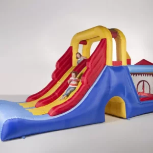 Zamek i podwójna zjeżdżalnia